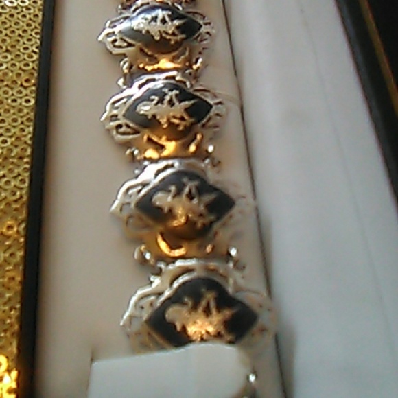 AM Far Co Jewelry - Sterling link Bracelet 7 inch wrist Signed